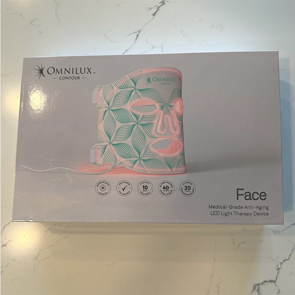 Omnilux Contour red light mask